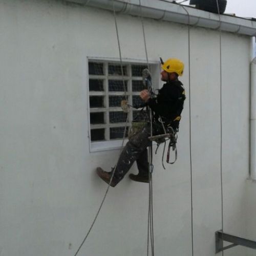 Instalación de red anti aves