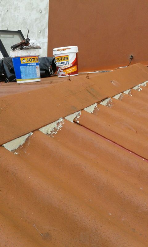 Imagen de cumbrera con inyección de espuma de poliuretano y fibra